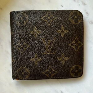 Authentic Louis Vuitton  monogram, men’s wallet